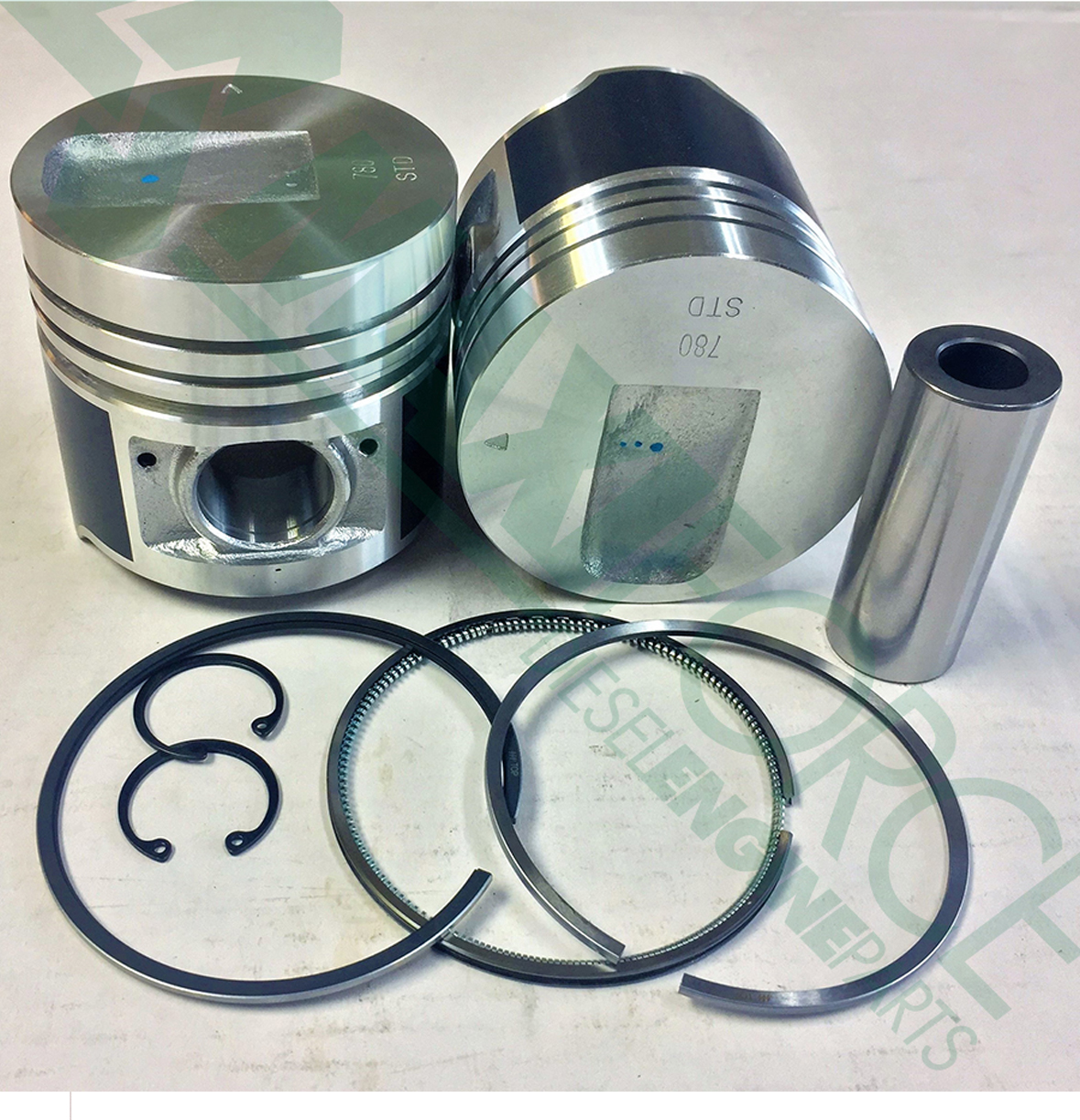 PISTON & RING KIT Std., Naturally Aspirated, Indirect Injection 800 Series